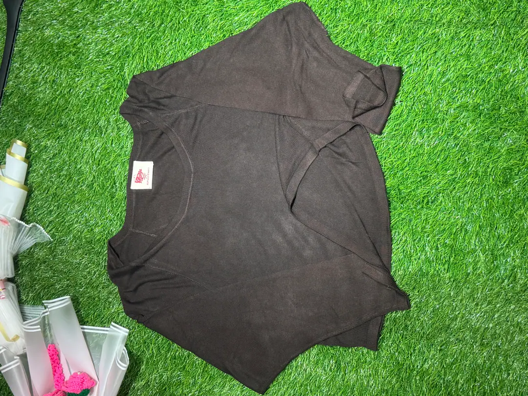 Handloom plant dye Ladies Crop T-shirt  — view 3