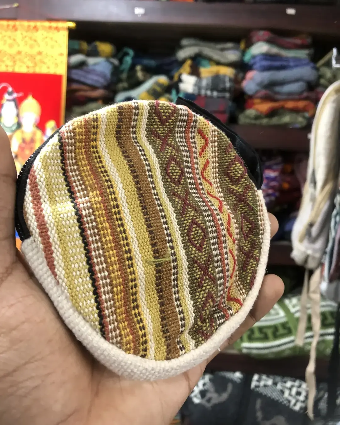 Hemp & Gheri Round Coin Purse — view 9