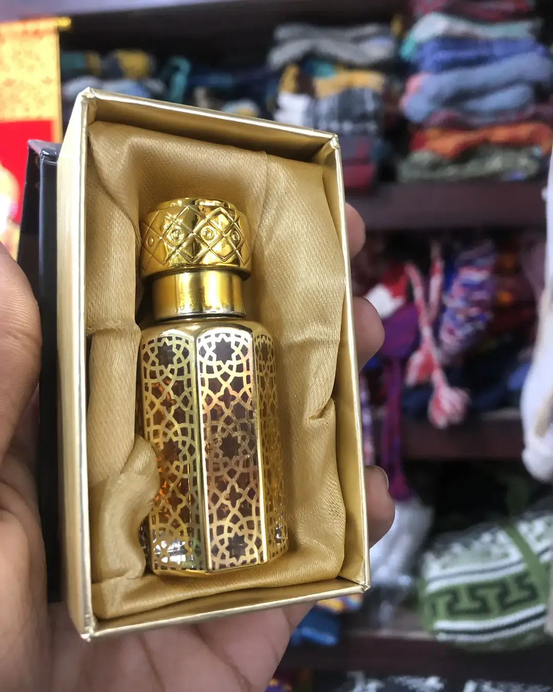 Shaheen Attar Gift Box — Ornate Gold Bottle — view 11